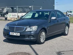 Mörkgrå (grå) Begagnad 2008 Mercedes C220 Sedan | 29 900 kr (Superpris)
