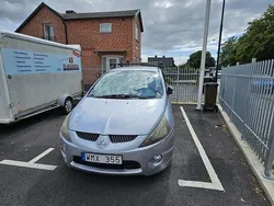 Silver Begagnad 2004 Mitsubishi Grandis Minibuss | 29 000 kr (Marknadspris)