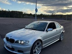 Grå Begagnad 2005 BMW 325 M Sport Sportkupé | 110 000 kr (Lite dyr)