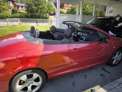 Röd Begagnad 2007 Peugeot 307 CC Cab | 51 000 kr (Lite dyr)