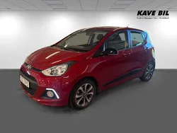 Röd Begagnad 2015 Hyundai i10 Comfort Halvkombi | 119 900 kr (Lite dyr)