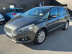Grå Begagnad 2017 Ford S-MAX Titanium Minibuss | 168 000 kr (Superpris)