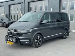 Grå Begagnad 2020 VW Multivan Highline Minibuss | 537 500 kr