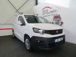 Vit Begagnad 2021 Peugeot Partner Minibuss | 159 000 kr (Bra pris)
