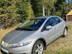 Silver Begagnad 2006 Honda Civic Sport Halvkombi | 29 500 kr (Lite dyr)
