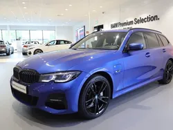 Blå Begagnad 2022 BMW 330e Kombi | 359 000 kr (Lite dyr)