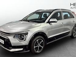 Grå metallic Begagnad 2022 Kia Niro 2 SUV | 174 900 kr (Marknadspris)