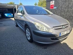 Grå Begagnad 2003 Peugeot 307 Halvkombi | 16 000 kr (Marknadspris)