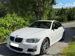 Vit Begagnad 2013 BMW 335 Comfort Edition Sportkupé | 275 000 kr (Bra pris)