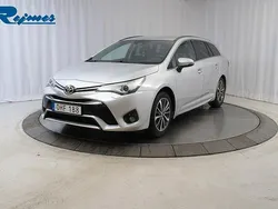 Silver Begagnad 2016 Toyota Avensis Kombi | 159 800 kr (Bra pris)