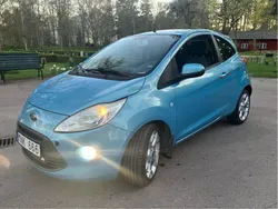 Blå Begagnad 2009 Ford Ka Titanium Halvkombi | 39 000 kr (Marknadspris)