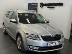 Silver Begagnad 2013 Skoda Octavia Elegance Kombi | 74 900 kr (Lite dyr)