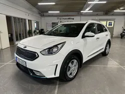 Vit Begagnad 2018 Kia Niro Advance SUV | 219 900 kr (Marknadspris)