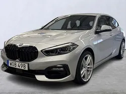 Silver Begagnad 2020 BMW 118 Sport Line Halvkombi | 229 000 kr
