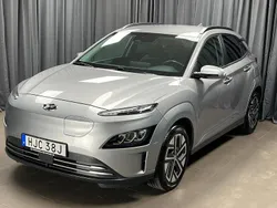 Grå Begagnad 2021 Hyundai Kona Essential SUV | 234 900 kr (Lite dyr)
