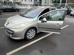 Grå Begagnad 2006 Peugeot 207 Sport Halvkombi | 22 000 kr (Bra pris)