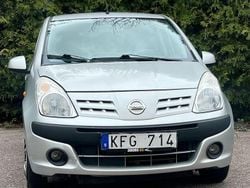 Silver Begagnad 2009 Nissan Pixo Halvkombi | 39 900 kr