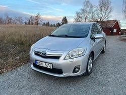 Begagnad 2011 Toyota Auris Hybrid Halvkombi | 84 000 kr (Bra pris)