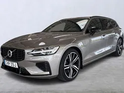 Grå Begagnad 2021 Volvo V60 R-Design Kombi | 379 000 kr (Bra pris)