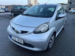 Silver Begagnad 2008 Toyota Aygo Halvkombi | 29 999 kr (Marknadspris)
