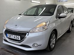 Vit Begagnad 2014 Peugeot 208 Halvkombi | 44 900 kr (Bra pris)