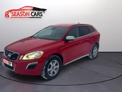 Röd Begagnad 2012 Volvo XC60 R-Design SUV | 149 900 kr (Marknadspris)