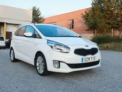 Vit Begagnad 2016 Kia Carens Minibuss | 134 700 kr (Marknadspris)