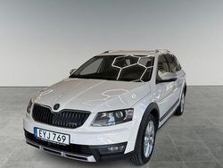 Vit Begagnad 2015 Skoda Octavia Scout Business Line Kombi | 172 500 kr