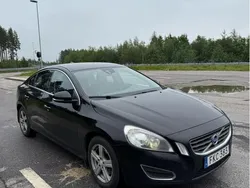 Svart Begagnad 2011 Volvo S60 Summum Sedan | 50 000 kr (Marknadspris)