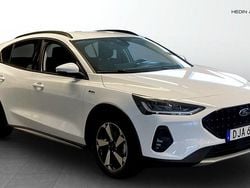 Vit (white) Begagnad 2024 Ford Focus Active Halvkombi | 202 900 kr (Bra pris)
