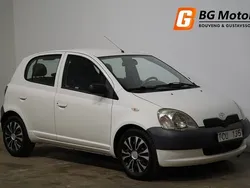 Vit Begagnad 2001 Toyota Yaris Halvkombi | 29 900 kr (Lite dyr)