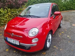 Röd Begagnad 2015 Fiat 500 Lounge Halvkombi | 86 000 kr (Marknadspris)