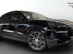 Svart (chromite black metallic) Begagnad 2024 Porsche Cayenne SUV | 1 195 000 kr (Bra pris)