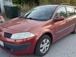Röd Begagnad 2004 Renault Mégane GrandTour Kombi | 14 500 kr (Bra pris)