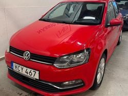 Röd Begagnad 2016 VW Polo Halvkombi | 86 900 kr (Marknadspris)