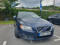 Blå Begagnad 2012 Volvo V70 Summum Kombi | 80 000 kr (Marknadspris)