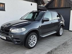Grå Begagnad 2011 BMW X5 Sport Line SUV | 114 000 kr (Marknadspris)