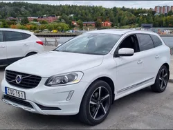 Vit Begagnad 2015 Volvo XC60 Summum SUV | 150 000 kr (Bra pris)