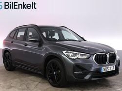 Grå Begagnad 2022 BMW X1 Sport Line SUV | 334 900 kr (Marknadspris)