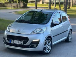 Grå Begagnad 2012 Peugeot 107 Halvkombi | 28 000 kr (Bra pris)