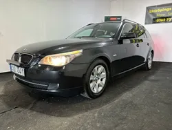 Svart Begagnad 2008 BMW 523 Kombi | 69 900 kr (Marknadspris)