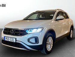 Grå Begagnad 2022 VW T-Roc Life SUV | 289 900 kr (Marknadspris)