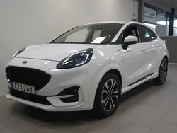 Vit Begagnad 2023 Ford Puma ST-Line Sportkupé | 244 800 kr (Marknadspris)
