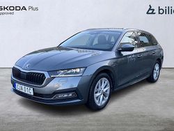 Grå Begagnad 2022 Skoda Octavia Style Kombi | 268 000 kr (Marknadspris)