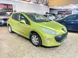 Gul Begagnad 2007 Peugeot 308 Halvkombi | 35 900 kr (Marknadspris)