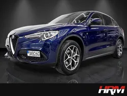Blå Begagnad 2019 Alfa Romeo Stelvio Super SUV | 269 900 kr (Bra pris)