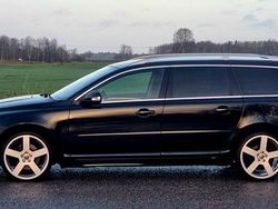 Svartmettalic Begagnad 2010 Volvo V70 Summum Kombi | 75 000 kr (Marknadspris)