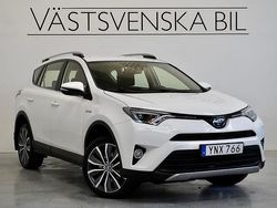 Vit Begagnad 2017 Toyota RAV4 Hybrid Active SUV | 219 000 kr (Marknadspris)