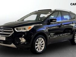 Svart (black) Begagnad 2016 Ford Kuga SUV | 164 900 kr (Marknadspris)