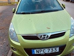 Grön Begagnad 2012 Hyundai i20 Premium Halvkombi | 48 000 kr (Bra pris)